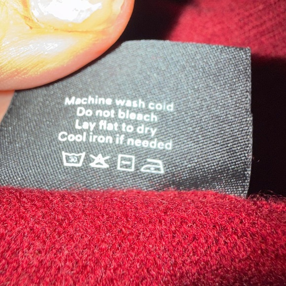 Summersalt Cozy Cashemere Blend Red Hooded Sweater. - Picture 7 of 9